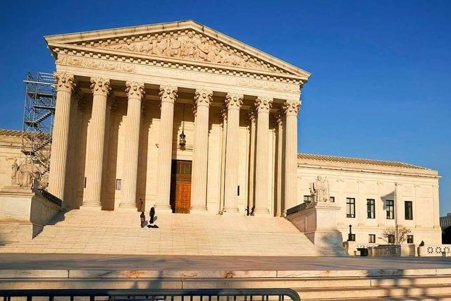 US-Supreme Court erlaubt vorerst Zugang zu Abtreibungspille
