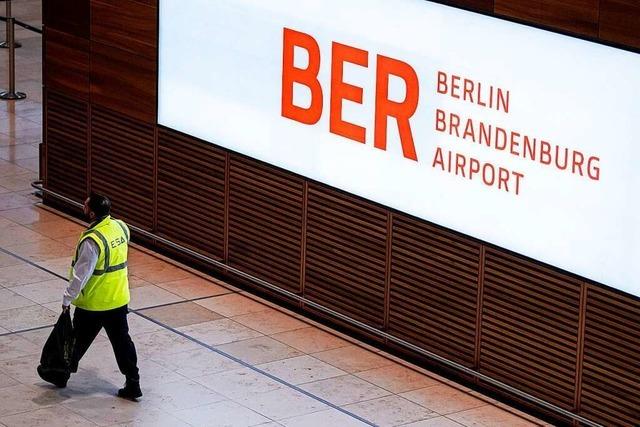 Verdi ruft zu Warnstreik am Flughafen Berlin-Brandenburg auf