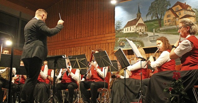 Der neu formierte Musikverein Rotzel m...gte beim Jahreskonzert in Luttingen.    | Foto: Michelle Gntert