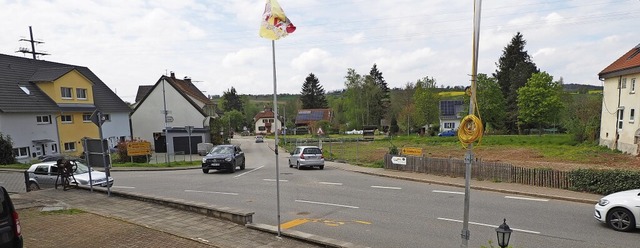 Die Einmndung der Schallbacher- in di...s) einen Dorfplatz anlegen zu knnen.   | Foto: Herbert Frey