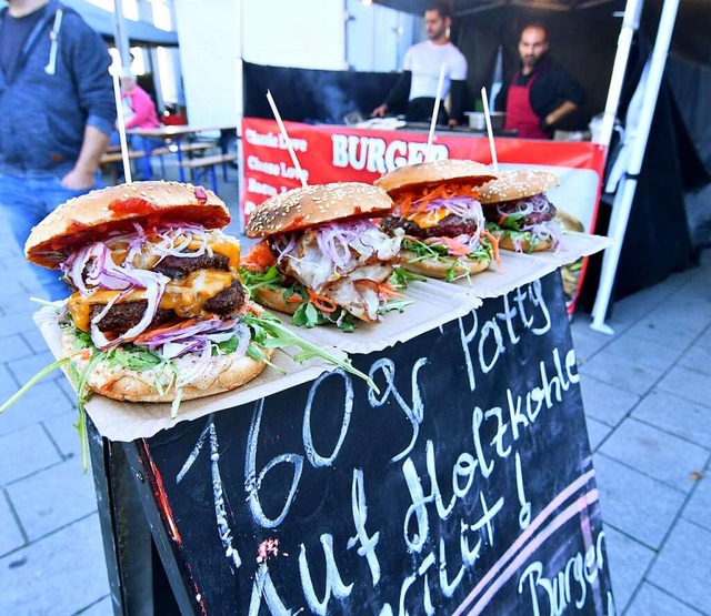 Burger drfen beim Barstreet-Festival nicht fehlen.  | Foto: Wolfgang Knstle