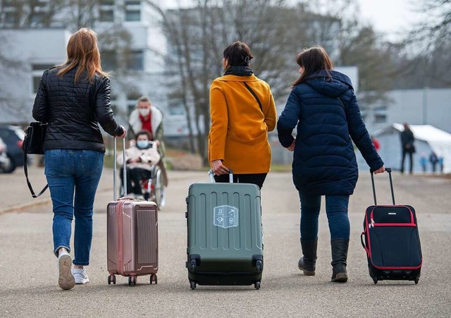 Geflchtete Menschen werden von den La... einzelnen Orten und Stdten verteilt.  | Foto: Stefan Puchner