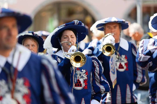 Die Schwarzenberger Herolde (hier bei ... Montag wieder durch die Stadt ziehen.  | Foto: Patrik Mller