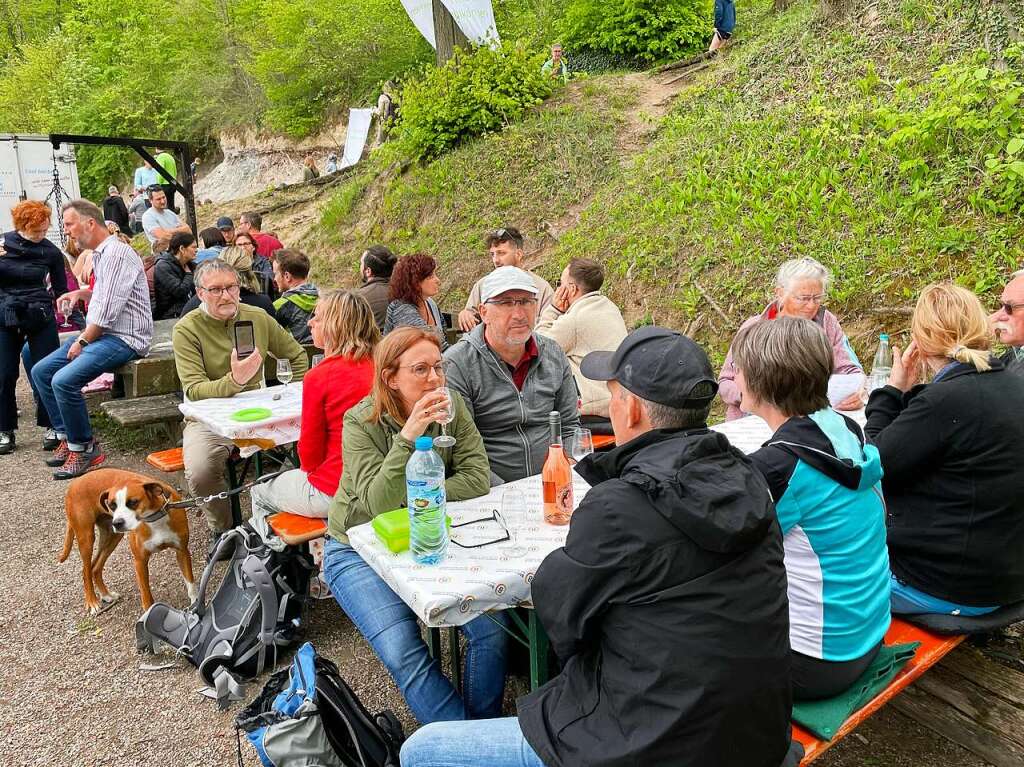 Groer Andrang herrschte am Sonntagnachmittag beim Gipfeltreffen mit Jungweinprobe auf der Katzensteinbuckhtte.