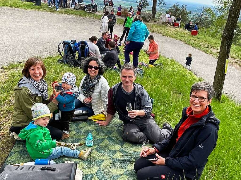 Groer Andrang herrschte am Sonntagnachmittag beim Gipfeltreffen mit Jungweinprobe auf der Katzensteinbuckhtte.