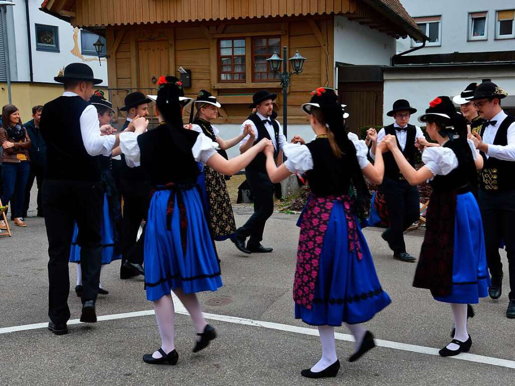 Shoppen im Zeichen des pinken Hirsches: Impressionen aus Elzach