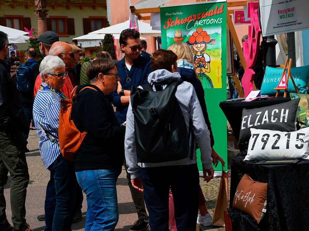 Shoppen im Zeichen des pinken Hirsches: Impressionen aus Elzach