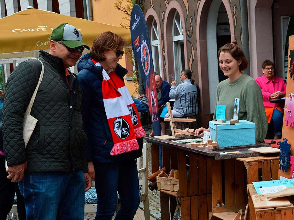 Shoppen im Zeichen des pinken Hirsches: Impressionen aus Elzach