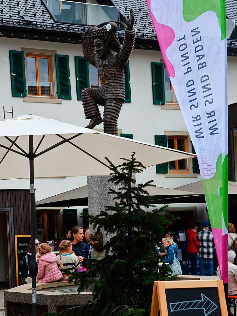 Shoppen im Zeichen des pinken Hirsches: Impressionen aus Elzach