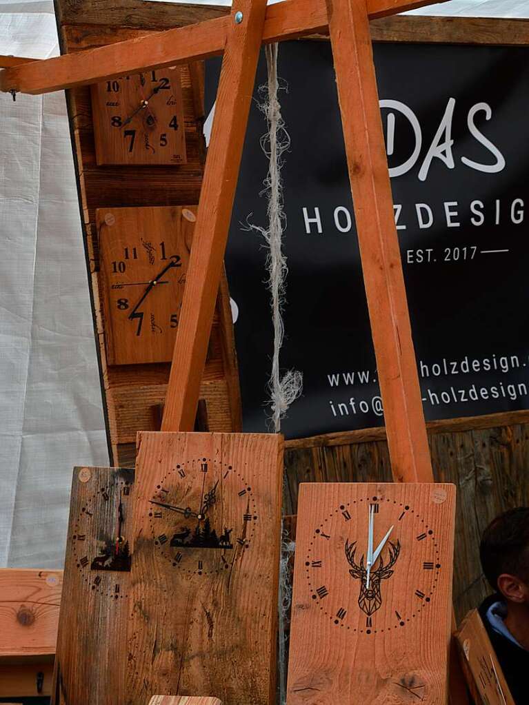 Shoppen im Zeichen des pinken Hirsches: Impressionen aus Elzach