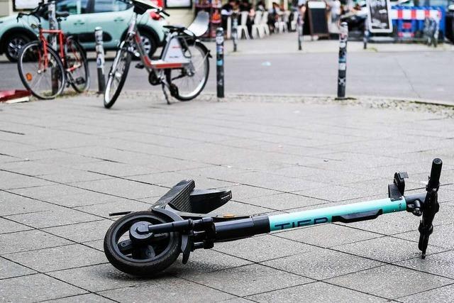 Radfahrer stirbt nach Sturz ber E-Roller in Gelsenkirchen