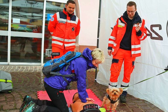 Auch Erste Hilfe Trainings gehren zum...er Mobilittsmesse Drive in Ettenheim.  | Foto: Sandra Decoux