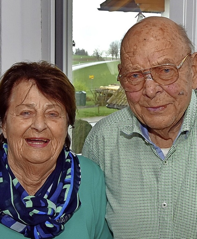 Gerda und Kurt Probst sind seit 60 Jahren verheiratet.  | Foto: Stefan Pichler