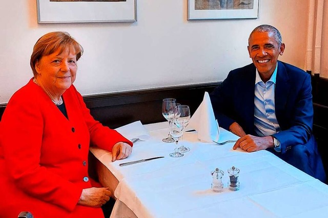 Beim Italiener: Angela Merkel und Bara...ch am Dienstagabend  in Berlin wieder.  | Foto: --- (dpa)