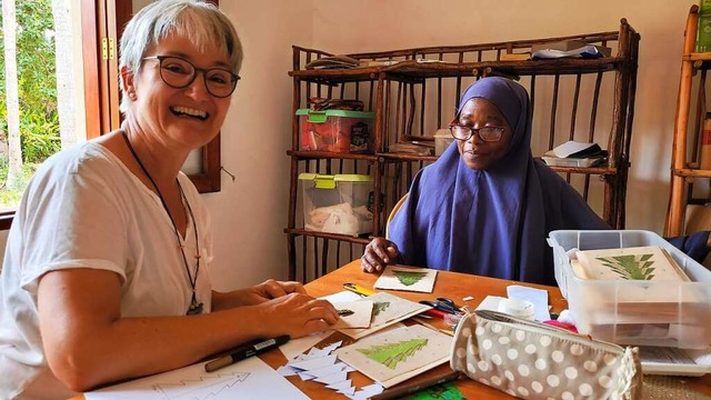 Gemeinsame Arbeit im Frauenprojekt  | Foto: Privat