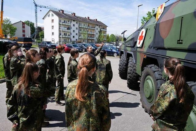 Keine Männerdomäne mehr: Girl’s Day bei der Brigade in Müllheim