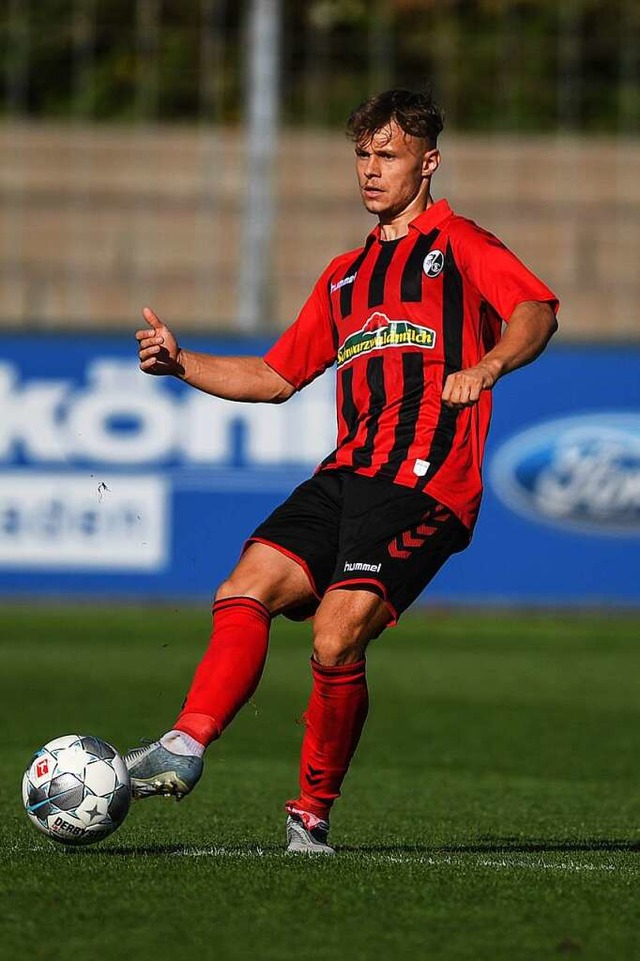 Fabian Rdlin in seinem alten und neuen Trikot  | Foto: Patrick Seeger