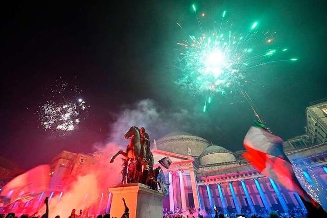 Fotos: So wild feiert man auf den Straen von Neapel den Meistertitel