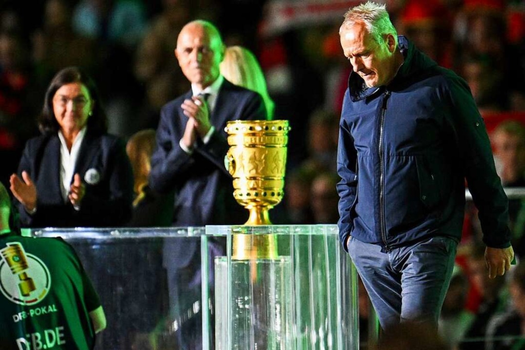 Der DFB-Pokal ist der zweitwichtigste ...-Pokalfinale 2022 am DFB-Pokal vorbei.  | Foto: Robert Michael (dpa)