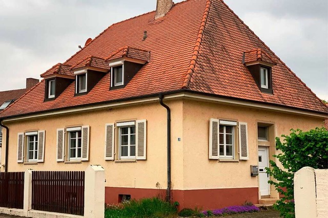 Das Pfarrhaus in Oberrimsingen wurde n... wohnte zuletzt  Pfarrer Josef Ehrath.  | Foto: Bettina Kern