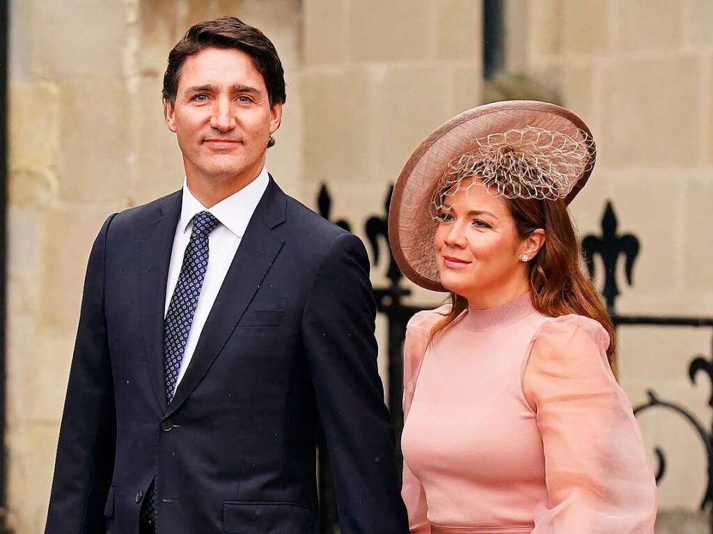 Justin Trudeau, Premierminister von Kanada,  und seine Frau Sophie Trudeau kommen vor  Westminster Abbey an.