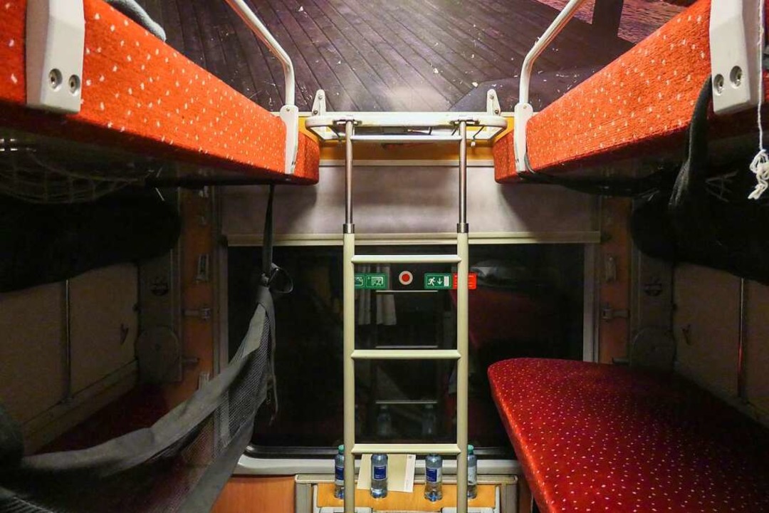 Die sterreichischen Bundesbahnen (BB...ege- oder Schlafwagen mehr in Betrieb.  | Foto: Tom Nebe (dpa)