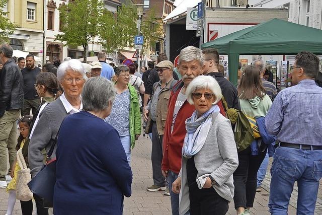 Verkaufsoffener Sonntag sorgt fr viele Besucher in Schopfheim