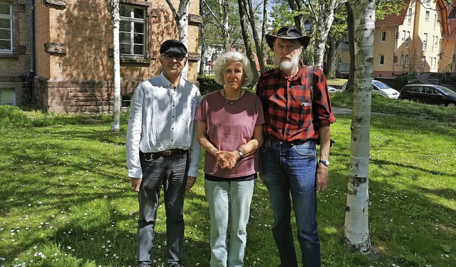 Sie erinnerten an den 4. Mai 1945 und ...in, Dorthea Hennig und Ernst Rattinger  | Foto: Manyo Seidl