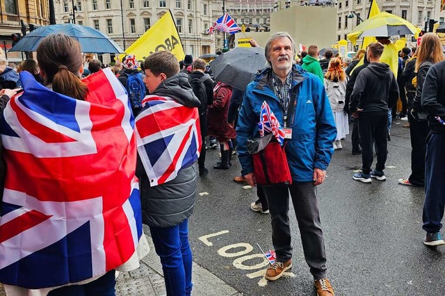 Udo Seiwert-Fauti aus Schutterzell mitten in London am Krnungstag  | Foto: Udo Seiwert-Fauti (privat)