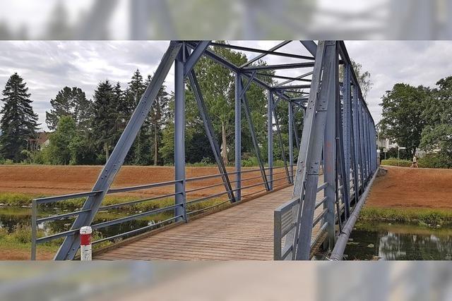 Die Zukunft der blauen Brcke ist offen