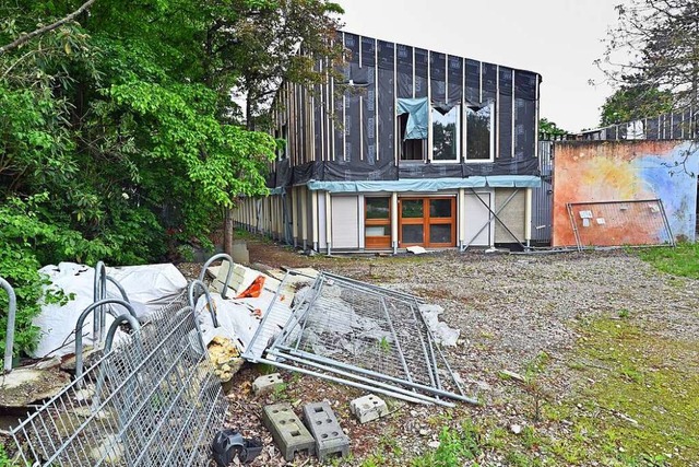 Abriss und Neubau der Kita Violett in ...folge rund acht Millionen Euro kosten.  | Foto: Michael Bamberger