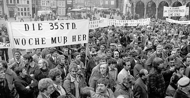 Der Tarifvertrag hat in Deutschland ei...ist eine Demonstration in Bremen19 78.  | Foto: Schilling (dpa)