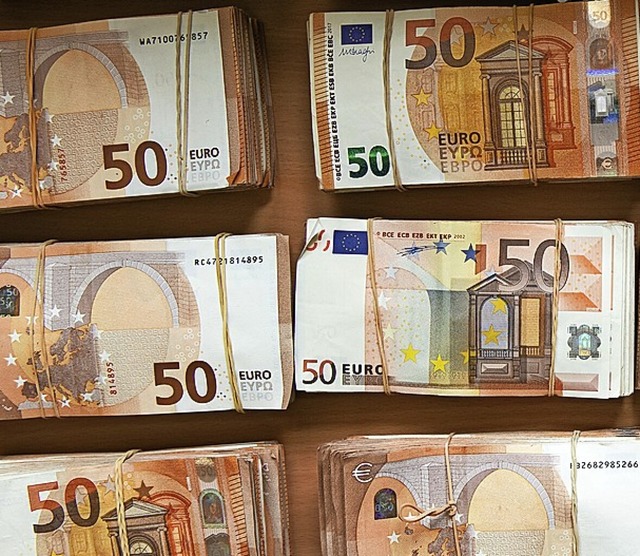 Euro-Banknoten  | Foto: Silas Stein (dpa)