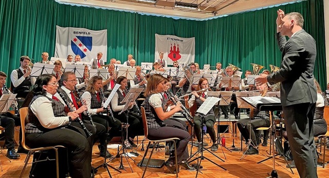 Die Stadtkapelle Ettenheim spielte ein...der elsssischen Partnerstadt Benfeld.  | Foto: Stadt