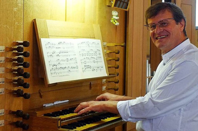 Als Kantor, Chorleiter und Organist se...kirchenmusikalischen Leben in Lrrach.  | Foto: Roswitha Frey