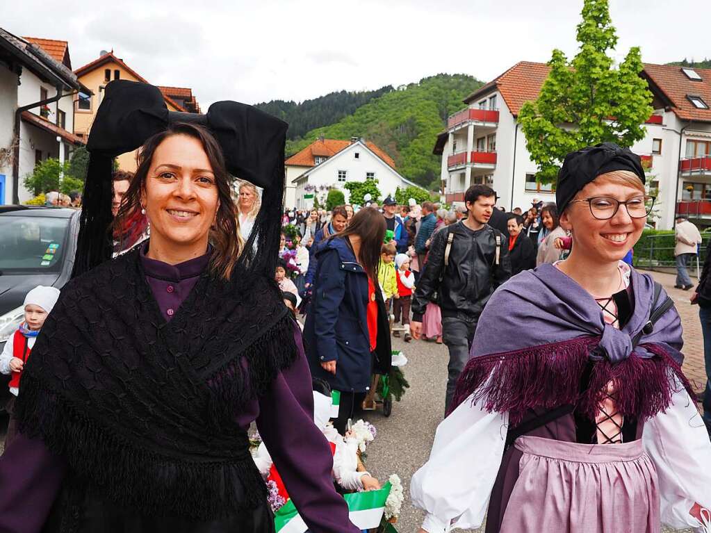 Traditionell wird am 10. Mai in Hausen im Wiesental das Hebel-Fest gefeiert.