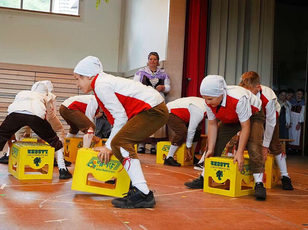 Traditionell wird am 10. Mai in Hausen im Wiesental das Hebel-Fest gefeiert.