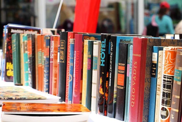 Jede Menge Lesestoff fr jedes Alter u...tel gibt es beim Endinger Bchermarkt.  | Foto: Ruth Seitz