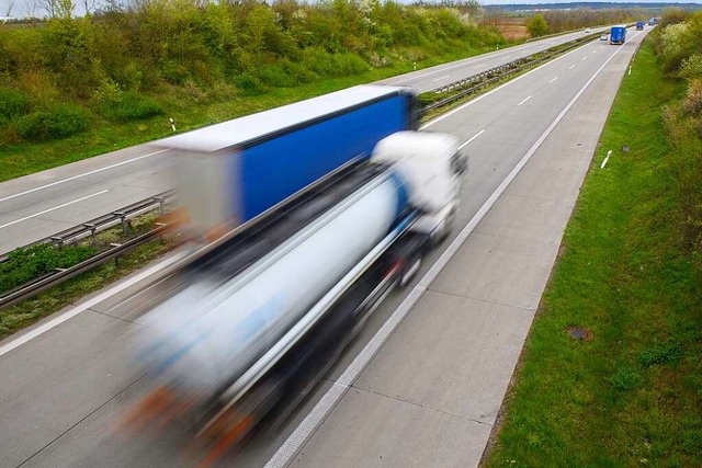 Am Hochrhein ist Autobahn 98 seit Jahrzehnten im Gesprch.  | Foto: Klaus-Dietmar Gabbert (dpa)