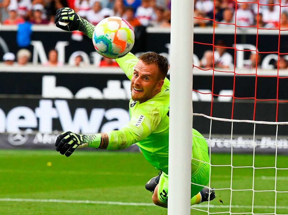 Mark Flekken im Tor des SC Freiburg   | Foto: THOMAS KIENZLE (AFP)
