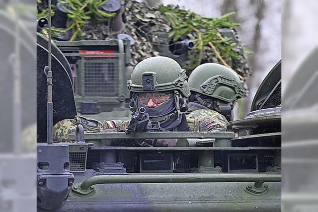 Sie braucht nicht mehr Soldaten, sondern erheblich weniger