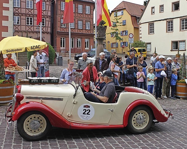 Schon 2017 waren die Oldtimer zu Gast in Ettenheim.  | Foto: Stadt