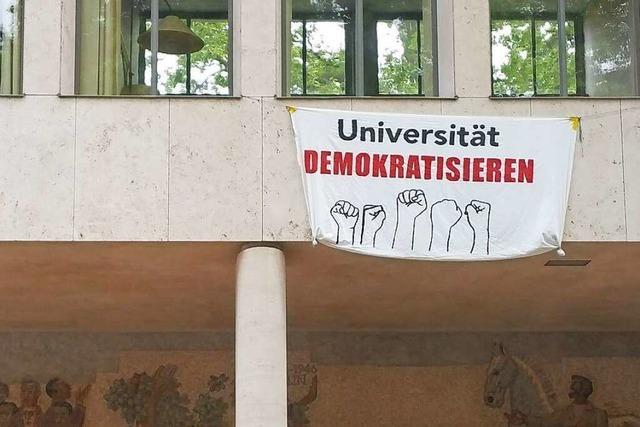 Klimaaktivisten rumen ihr Protestcamp vor der Basler Uni