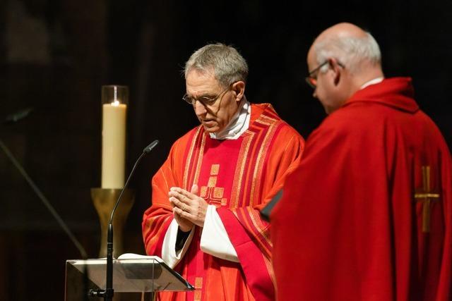 Georg Gnswein leitet Gottesdienste im Freiburger Mnster