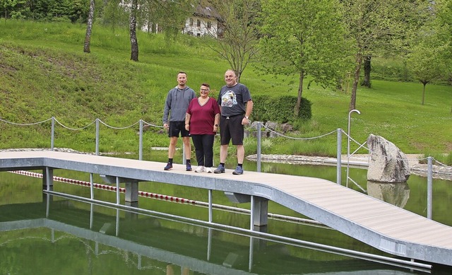 Der Badesee-Verein mit  Jugendleiter A...) freut sich auf die kommende Saison.   | Foto:  Yvonne Wrth