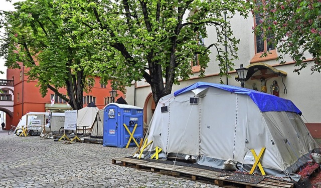 Die Zelte des Klimacamps auf dem Rathausplatz  | Foto: Michael Bamberger