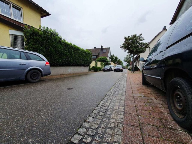 Die Diskussion um das Parken in Neuenburg geht weiter.  | Foto: Hannes Selz