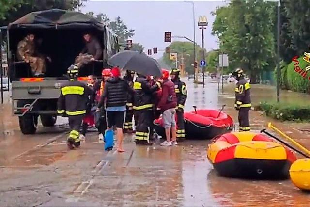 Hunderte Menschen wegen Überschwemmungen in Teilen Italiens evakuiert