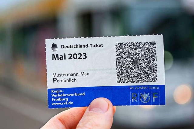 Auch im Landkreis Emme dingen gefragt: das Deutschland-Ticket  | Foto: Patrick Seeger/Stadt Freiburg