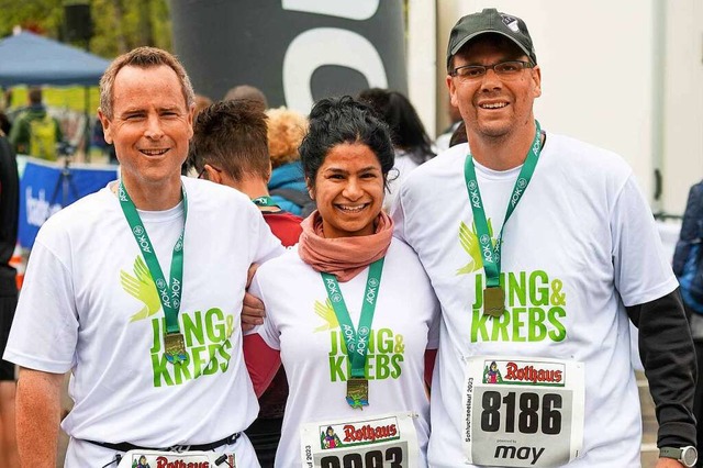 Drei der &#8222;Jung &amp; Krebs&#8220...Stoll nach der 10,4-Kilometer-Strecke   | Foto: Wolfgang Scheu